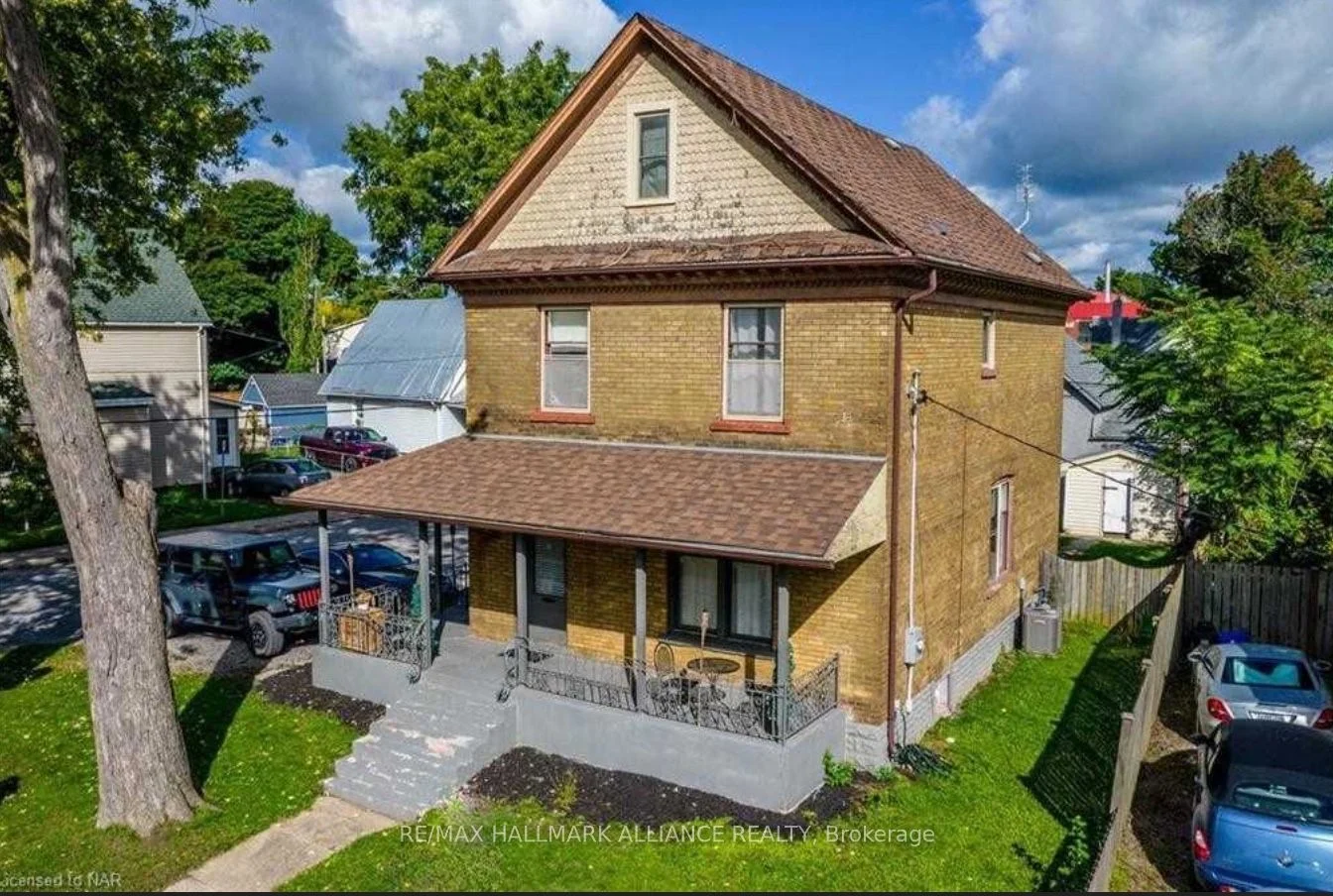 4651 Eastwood Crescent 1, Niagara Falls, ON L2E 1B2