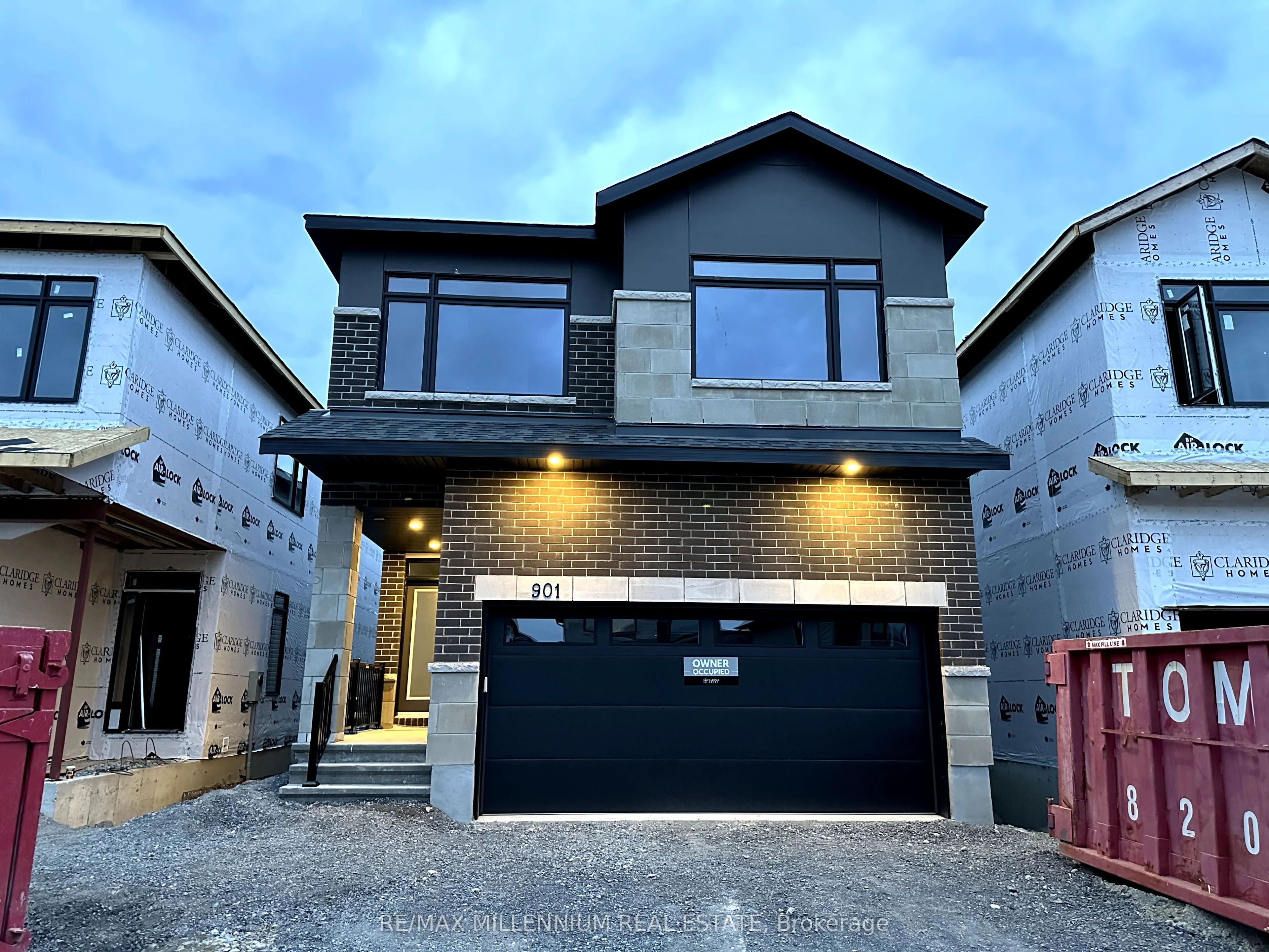 901 Beckton Heights, Stittsville - Munster - Richmond, ON K2S 2P9