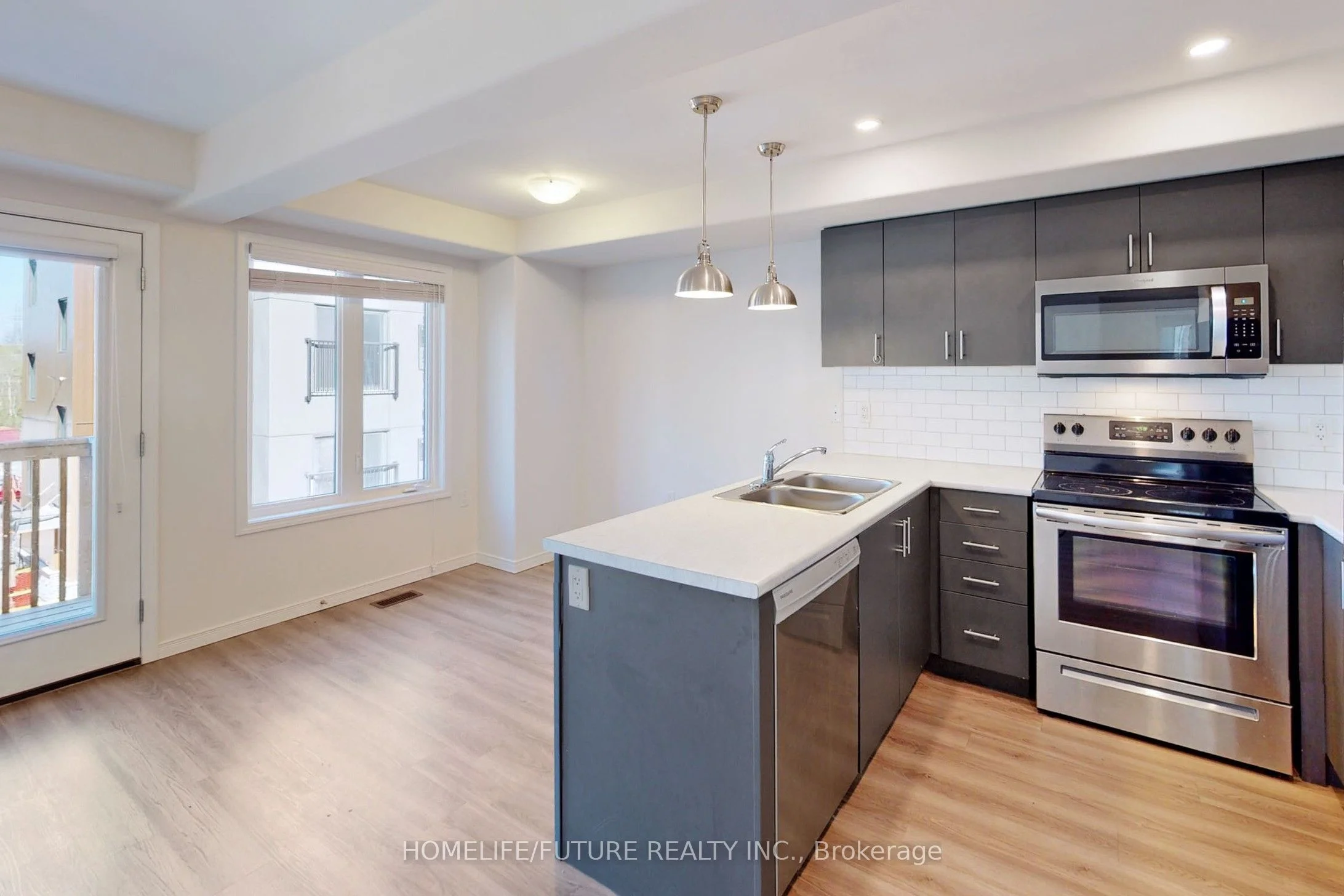 1634 Hetherington Drive, Peterborough North, ON K9L 1Y7