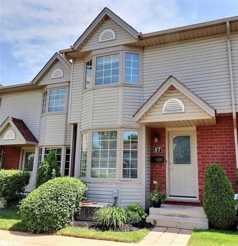 50 Chapman Court N 57, London North, ON N6G 5E1