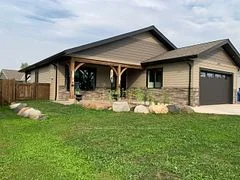 3030 Trailside Drive, Out of Area, BC V0J 2N0