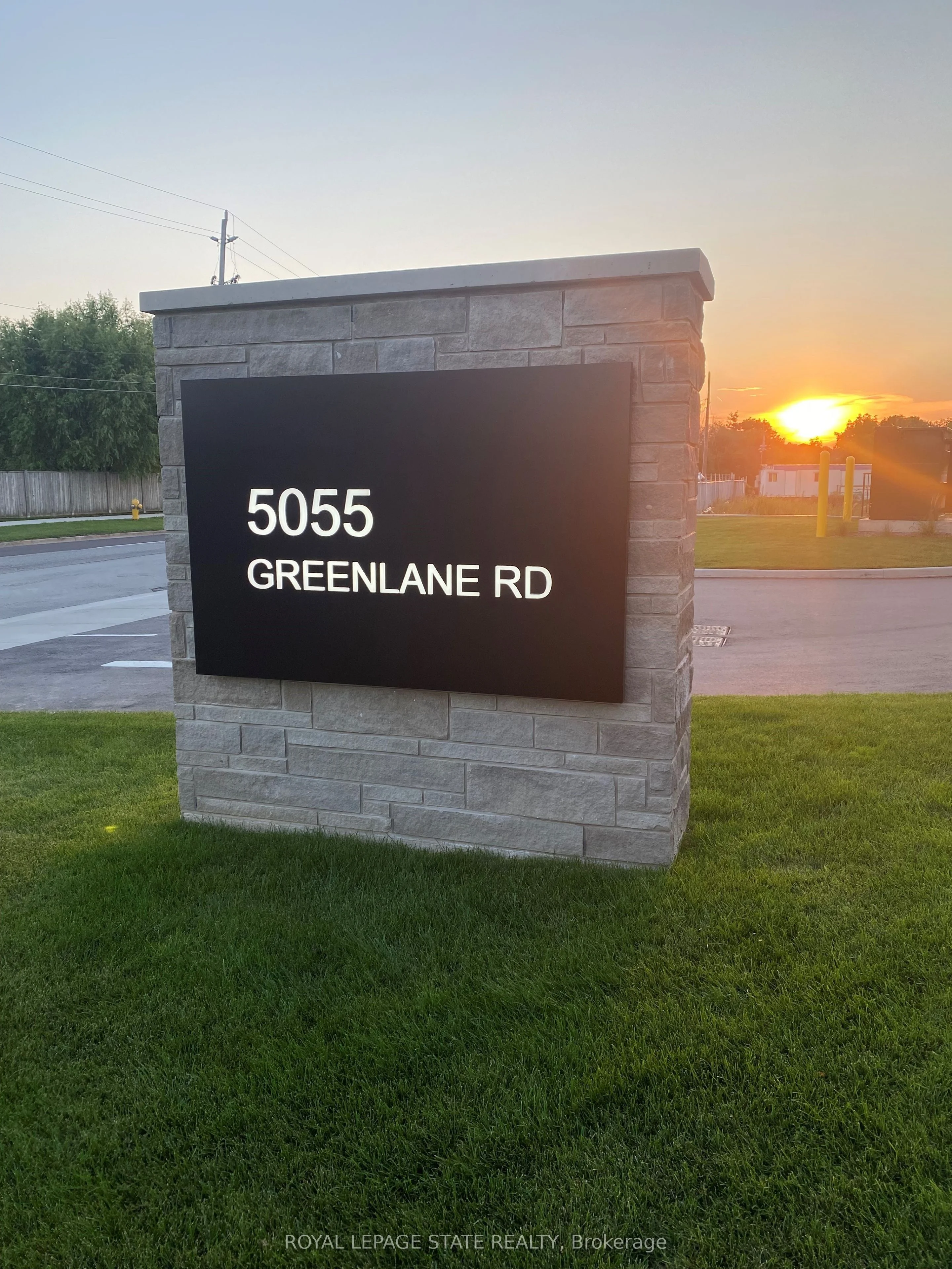 5055 Greenlane Road 507, Lincoln, ON L3J 2J3