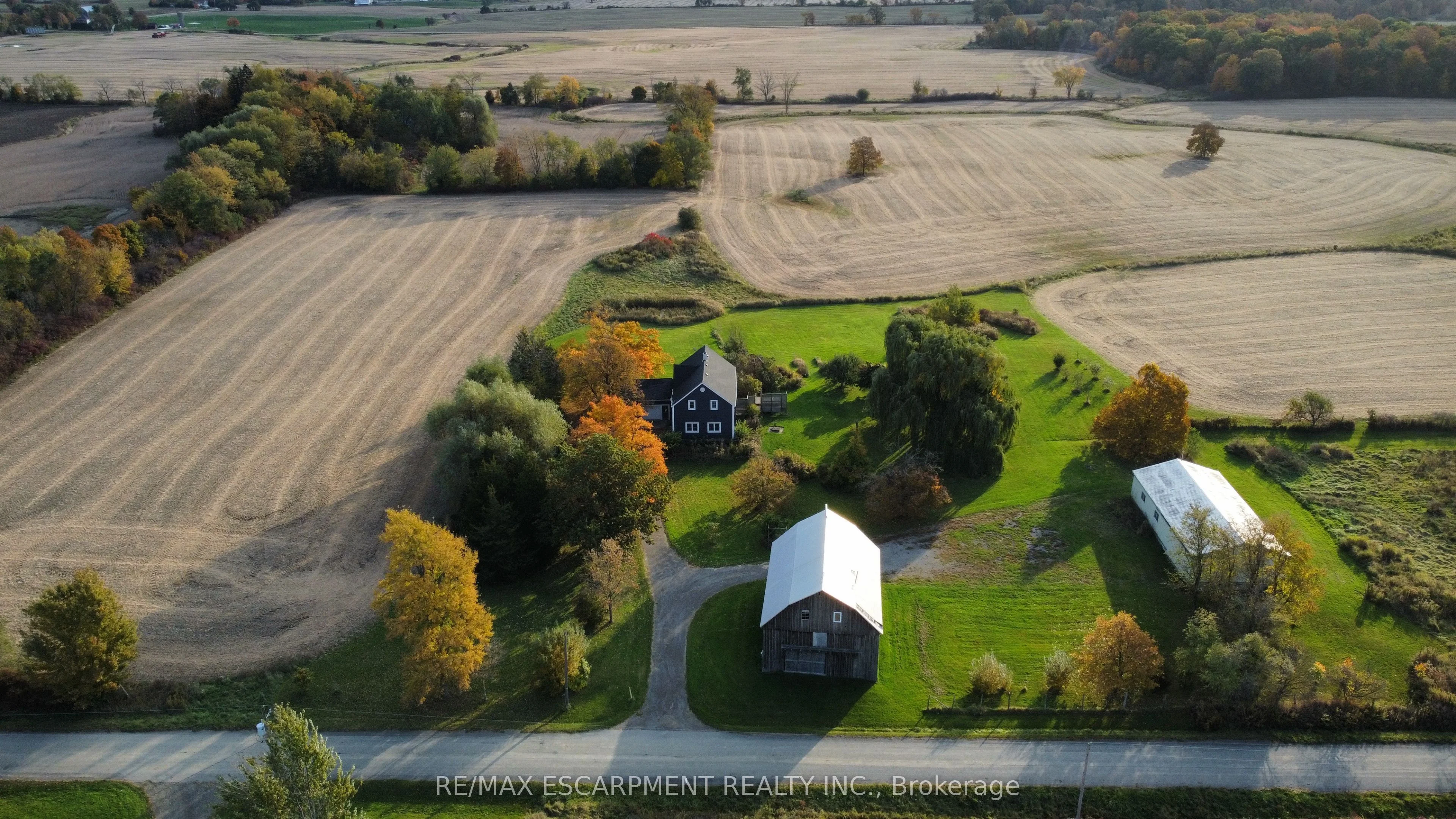 1985 Hodgkins Road, West Lincoln, On L0r 1y0