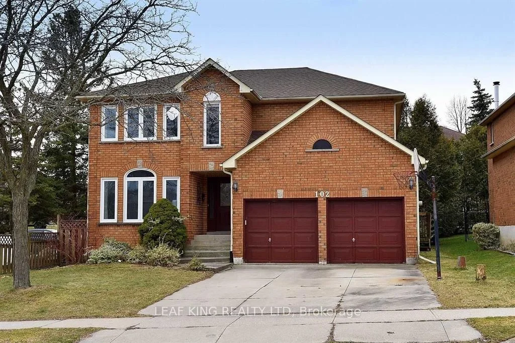 102 Huntingwood Avenue, Hamilton, On L9h 6x5