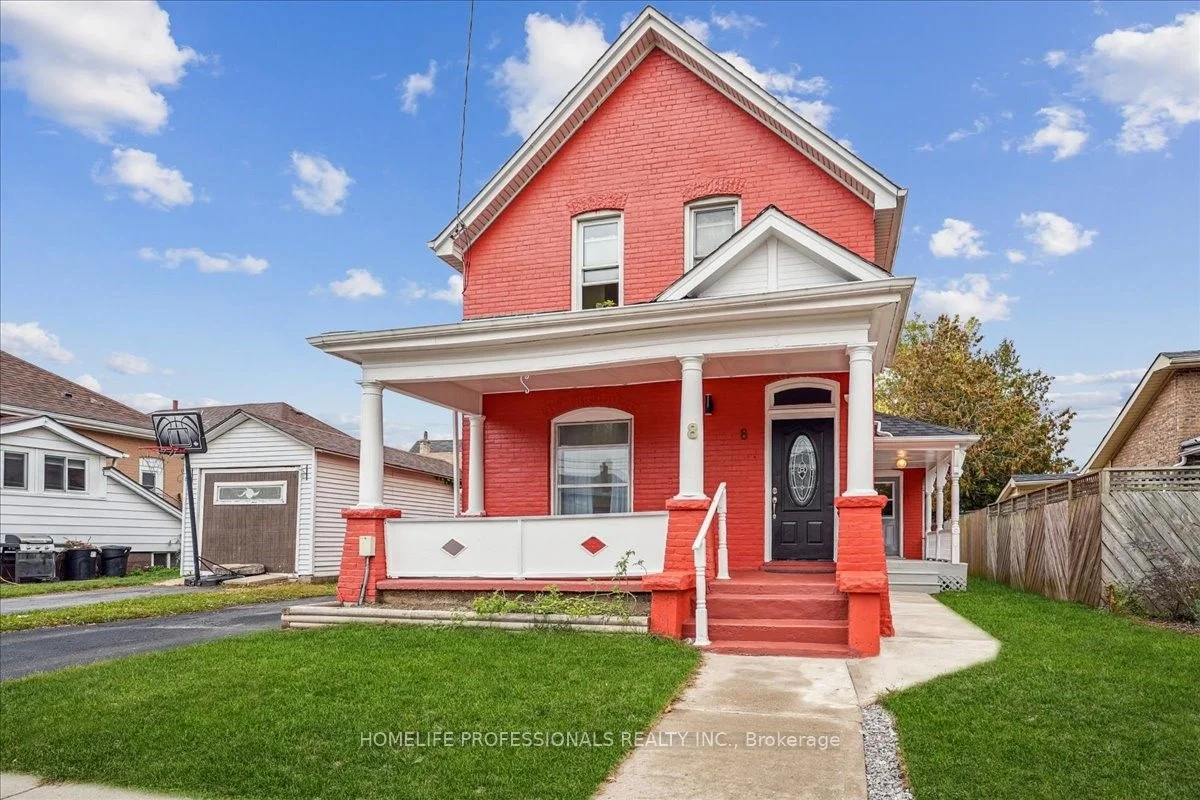 8 Bedford Street, Brantford, ON N3T 3Z9