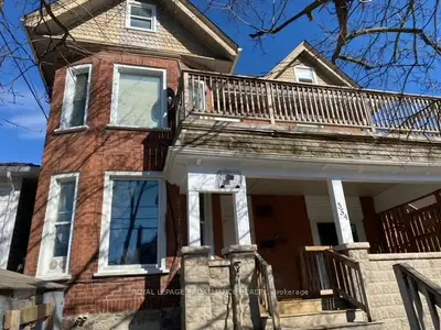 554 Aylmer Street N, Peterborough, On K9h 3w7