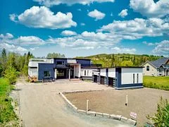 9 Rustlewood Avenue, Kawartha Lakes, On L0a 1a0