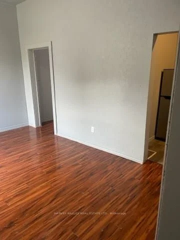 220 Hamilton Road 1, London East, ON N5Z 1R1