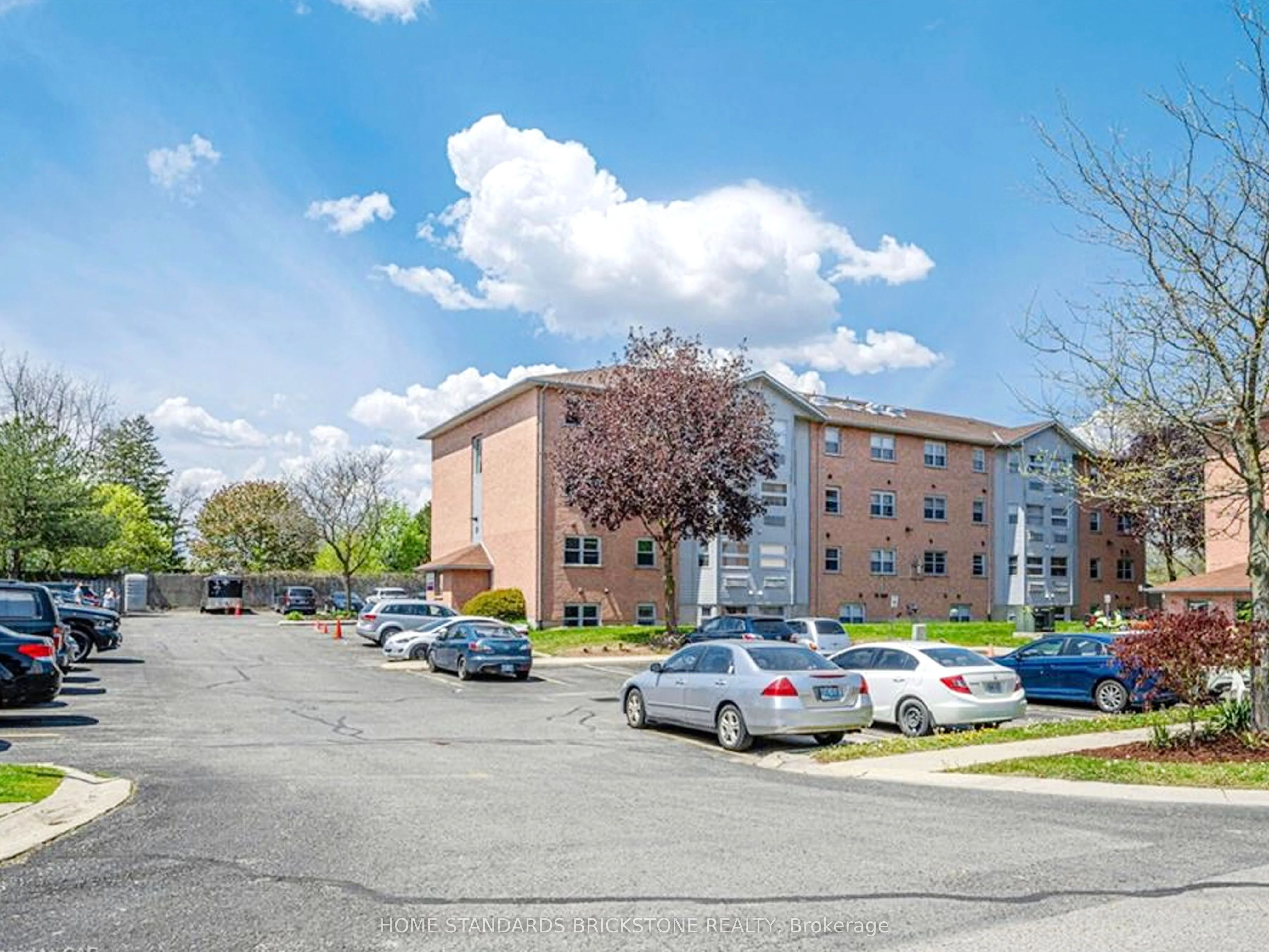 56 Hiawatha Road 24, Woodstock, On N4t 1p2