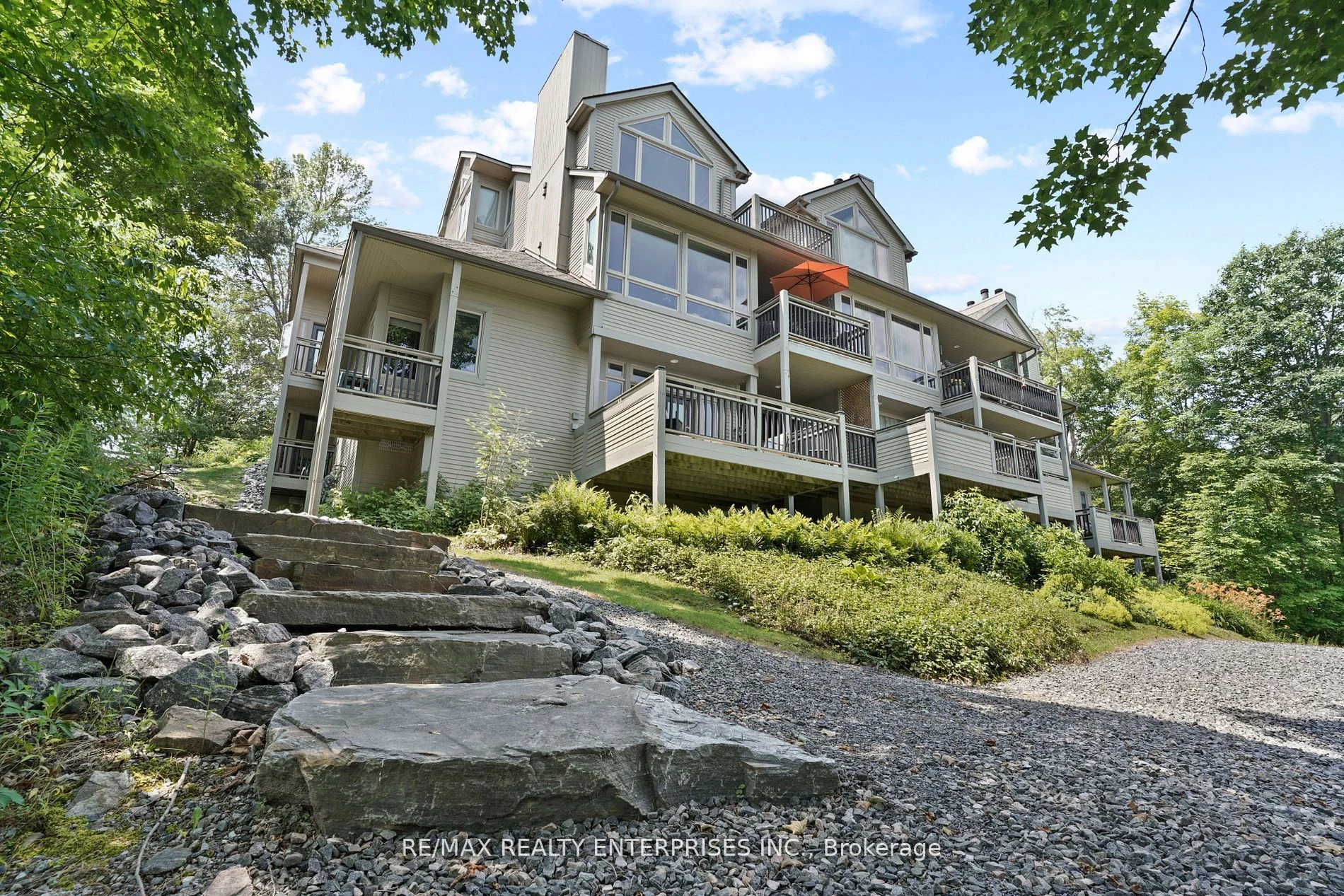 811 Grandview Hilltop Drive 8, Huntsville, On P1h 2j5
