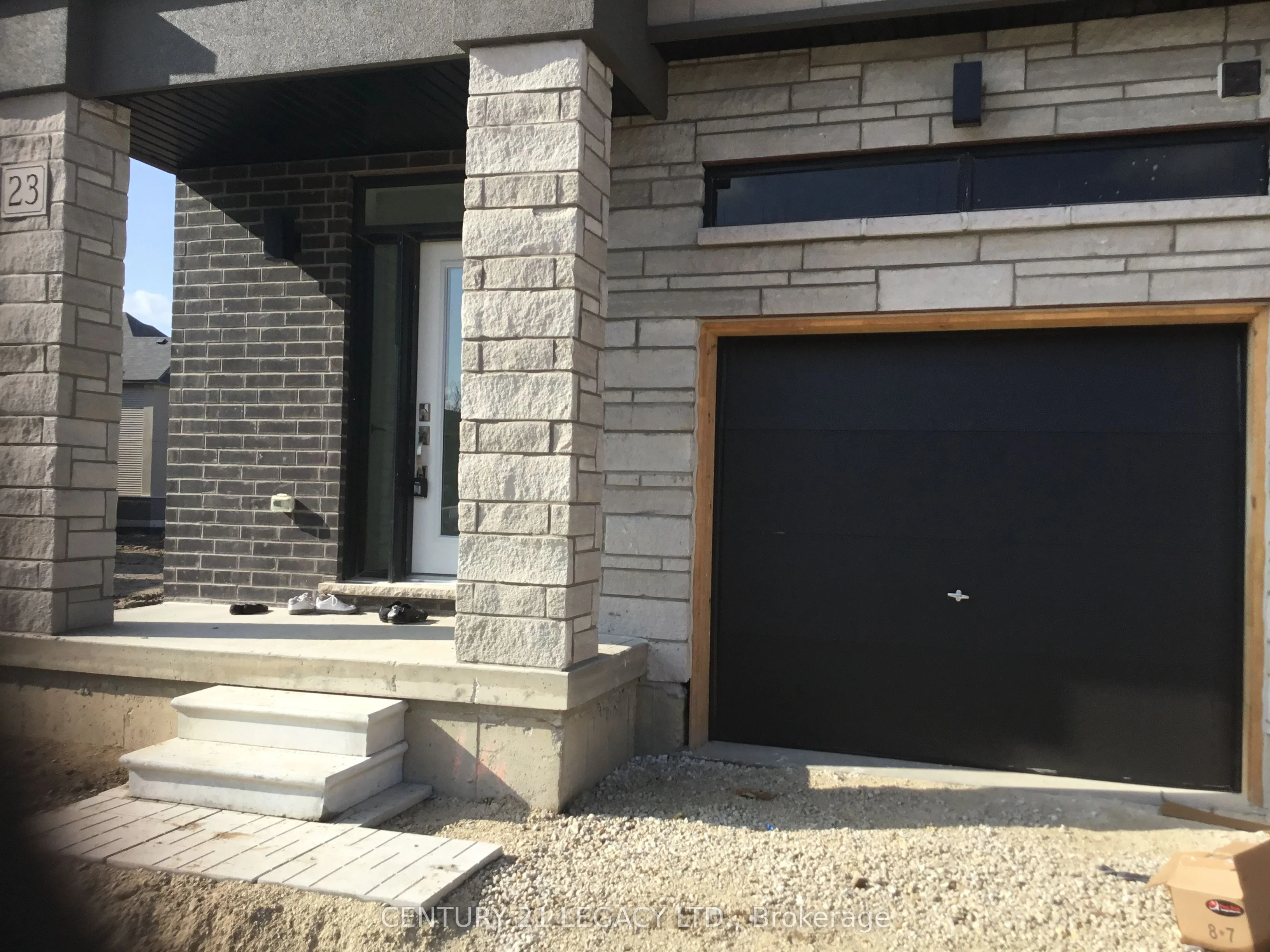 23 Poole Street, Brantford, ON N3V 0B2