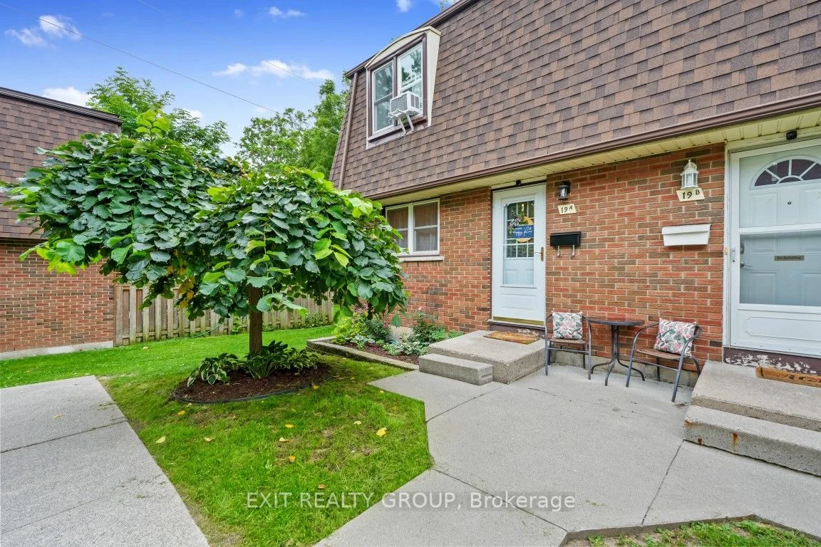 19A Prince Of Wales Drive 6, Belleville, ON K8P 2T5