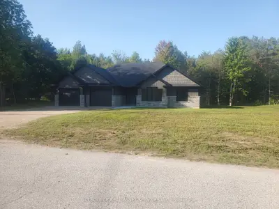 130 Logan Street, Chatsworth, On N0h 1r0