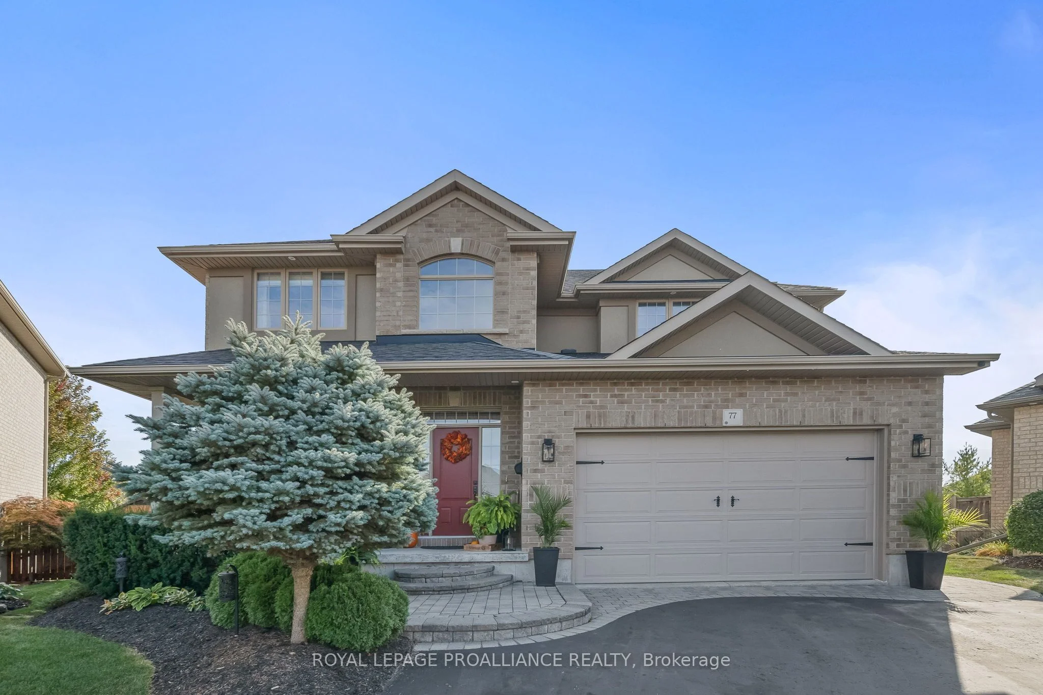 77 Hanover Court, Belleville, ON K8N 0B1