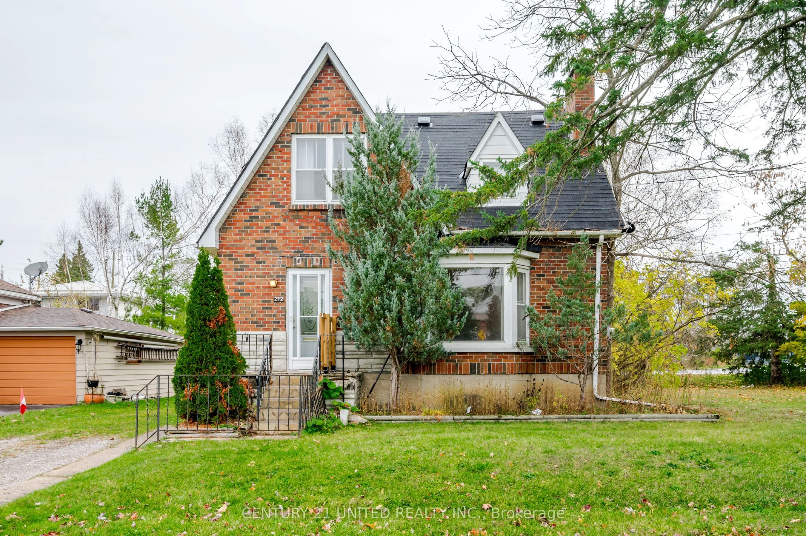 212 Rogers Street W, Peterborough, On K9h 1w3