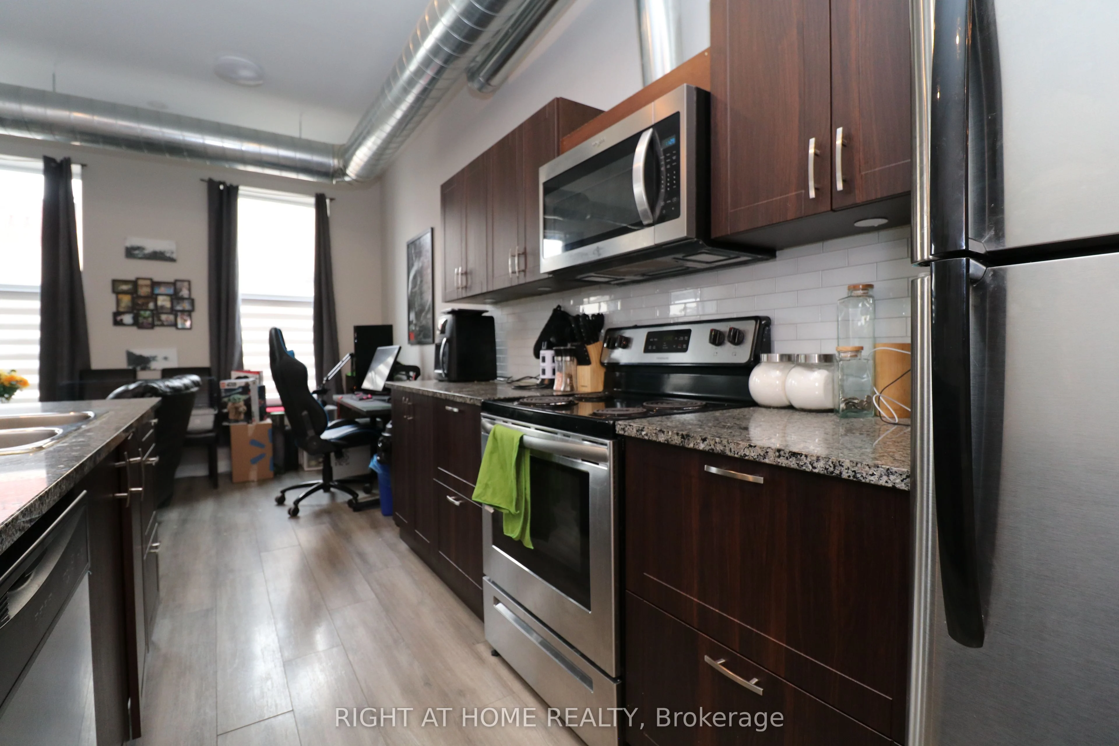 53.5 king Street W 4, Brockville, ON K6V 3P8