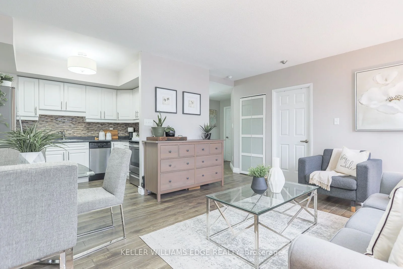 36 James Street S 404, Hamilton, ON L8P 4W4