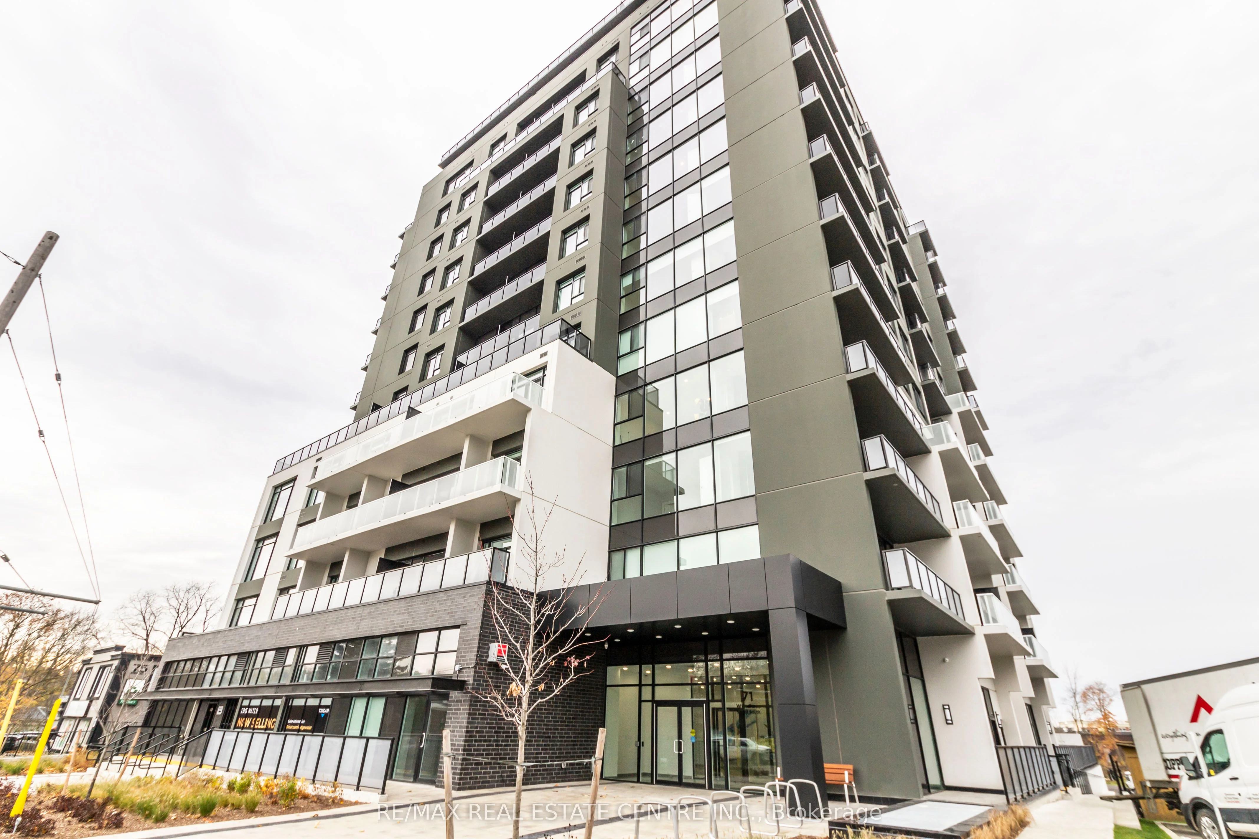 71 WYNDHAM Street S 701, Guelph, ON N1E 5R3