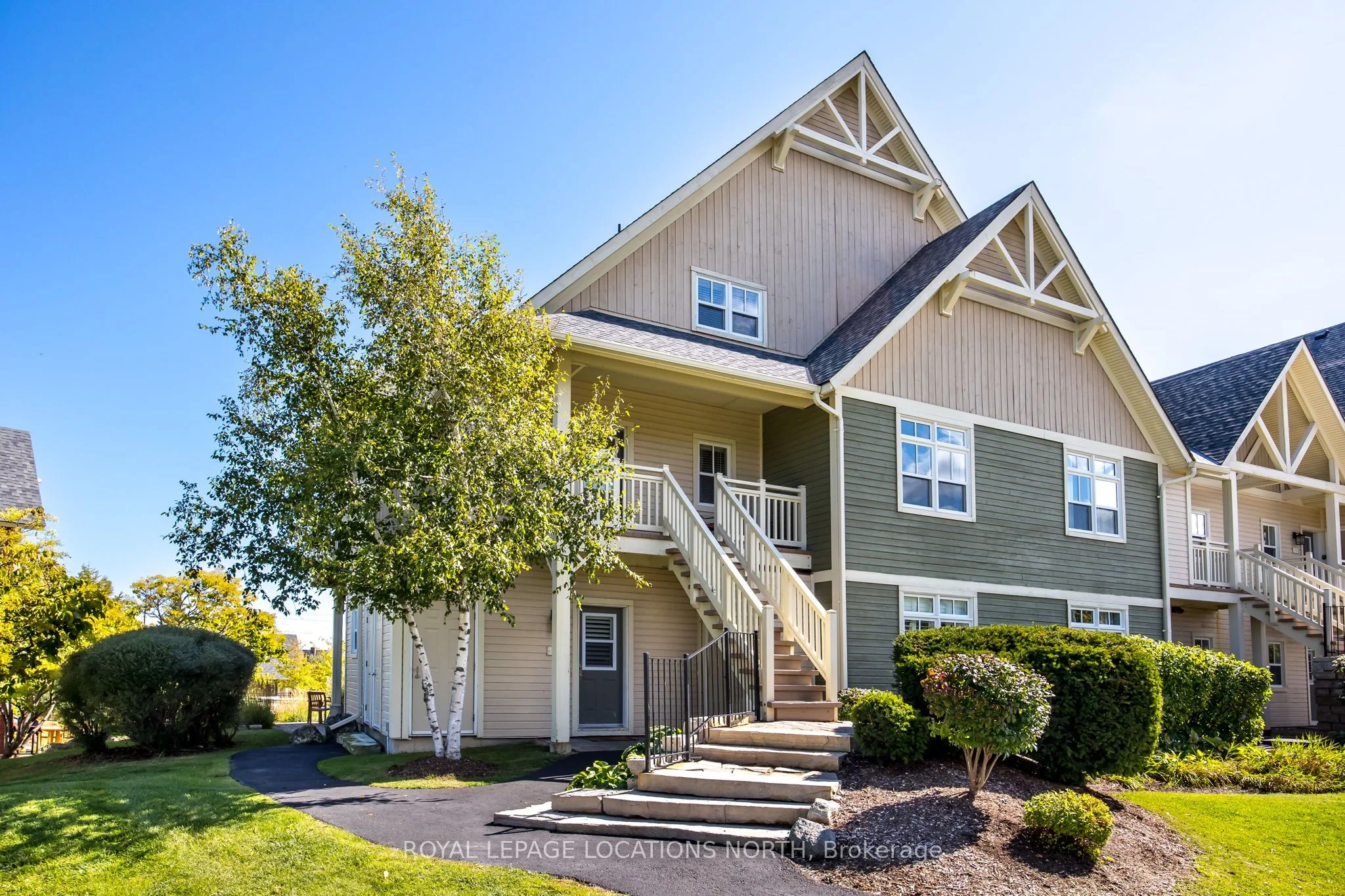 125 Fairway Court 218, Blue Mountains, On L9y 0p8
