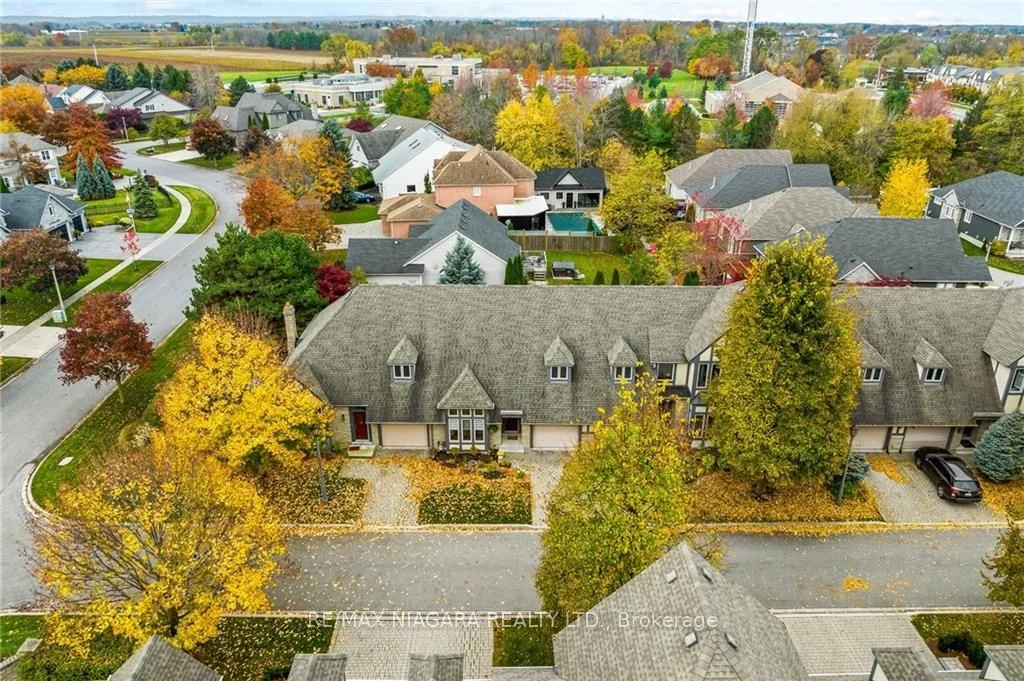 575 SIMCOE Street 4, Niagara-on-the-Lake, ON L0S 1J0