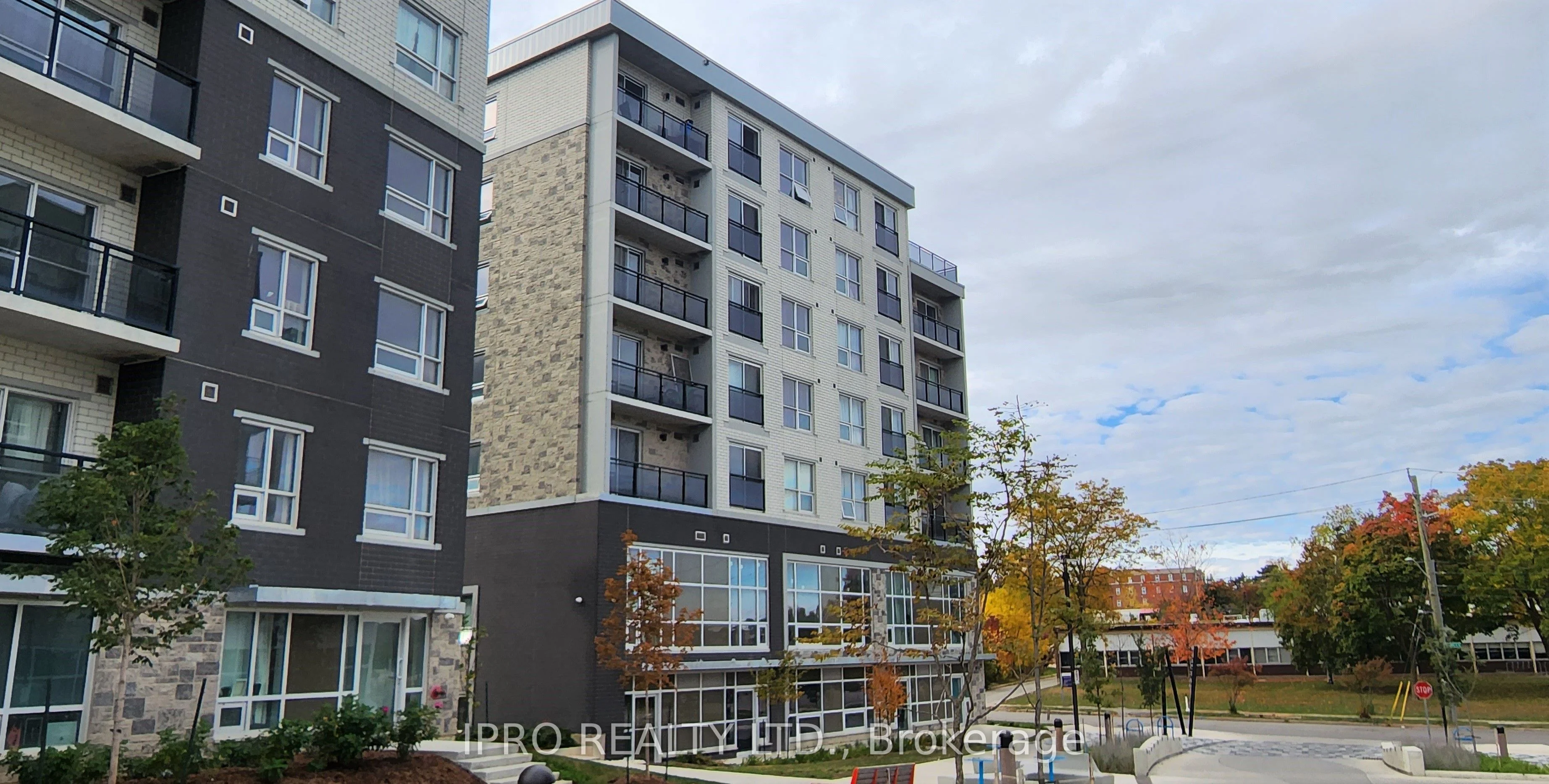 275 Larch Street G506, Waterloo, ON N2L 3R2