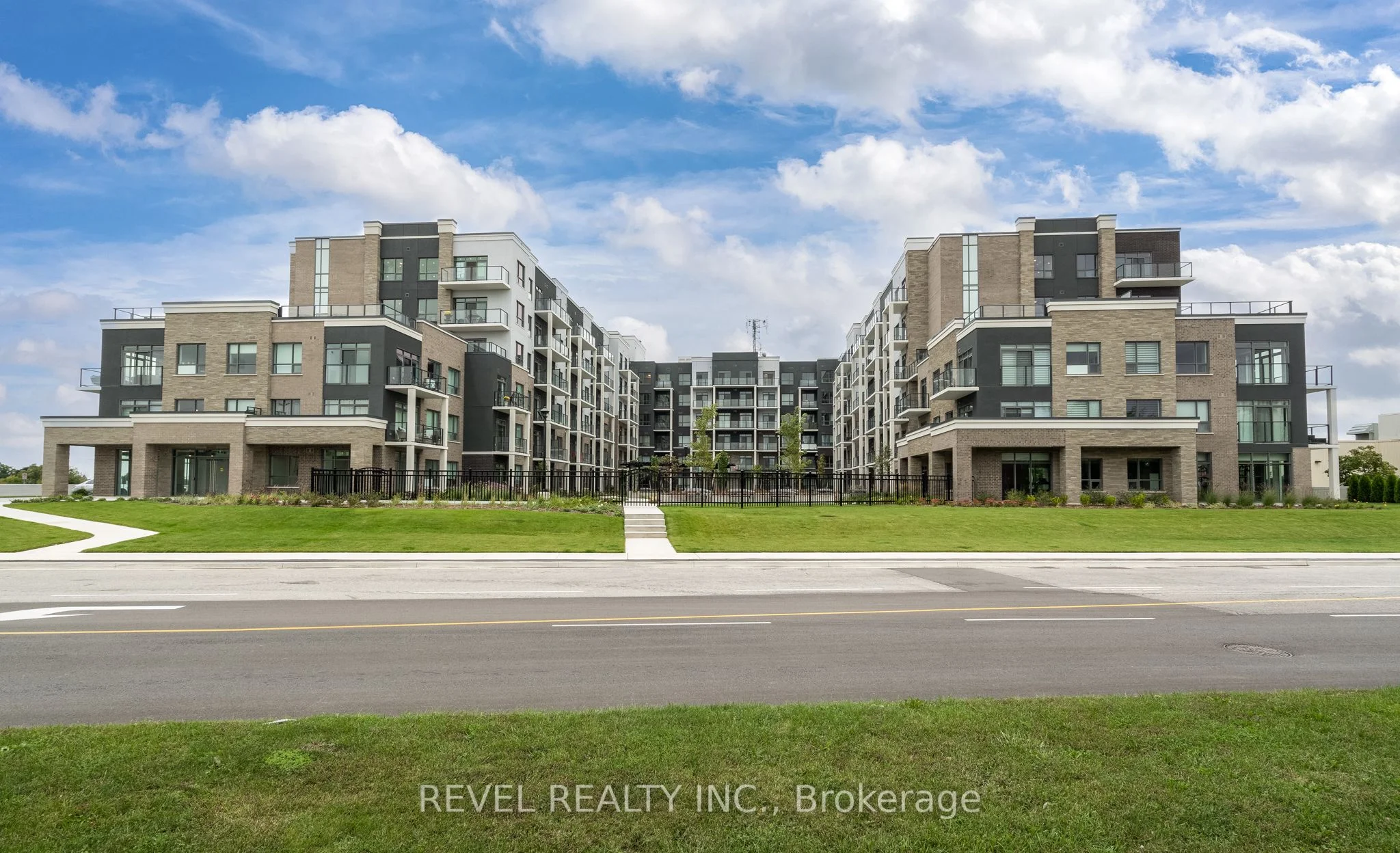 5055 Greenlane Road 142, Lincoln, ON L0R 1B3