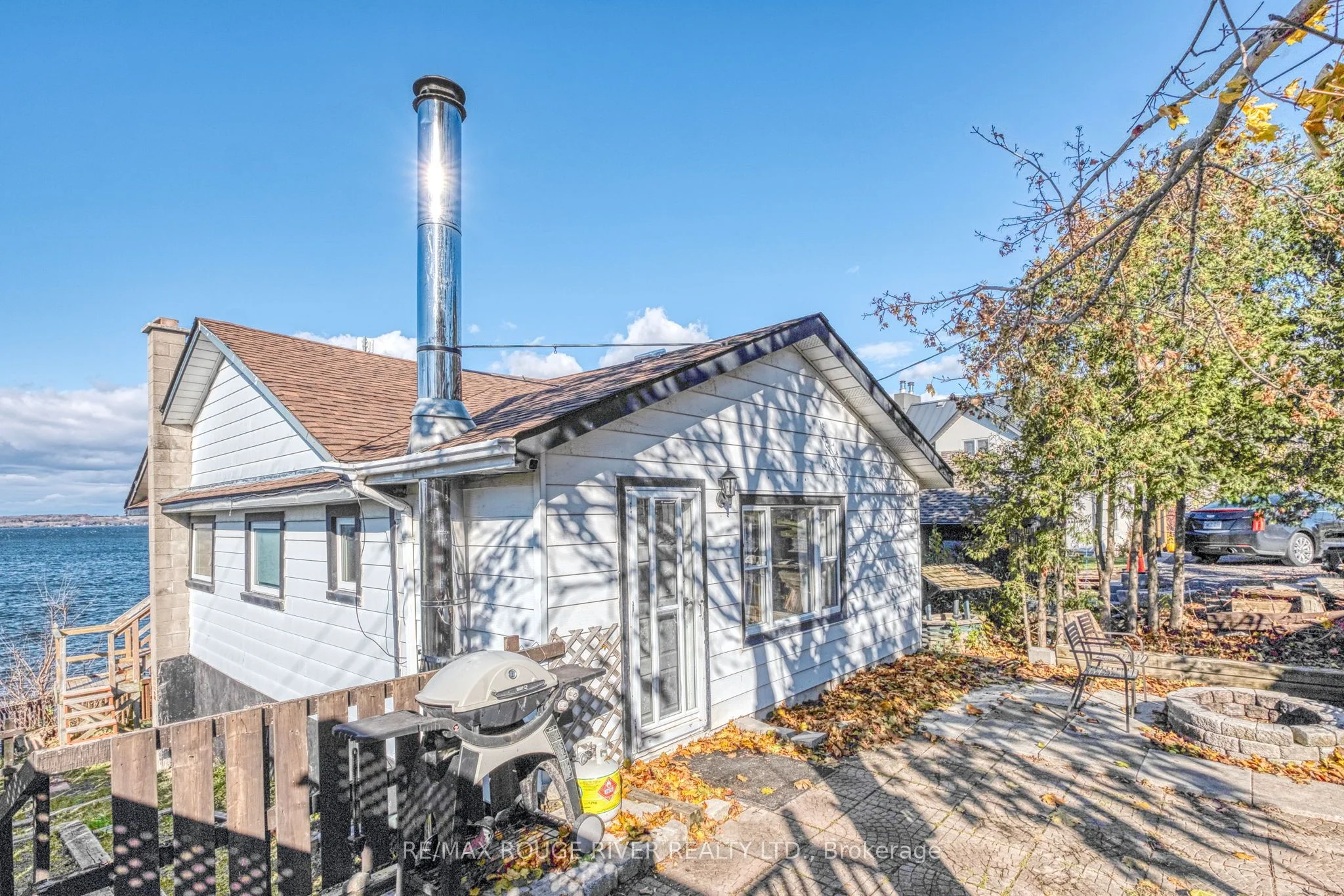 5482 lakeshore Drive, Hamilton Township, ON K0K 2H0