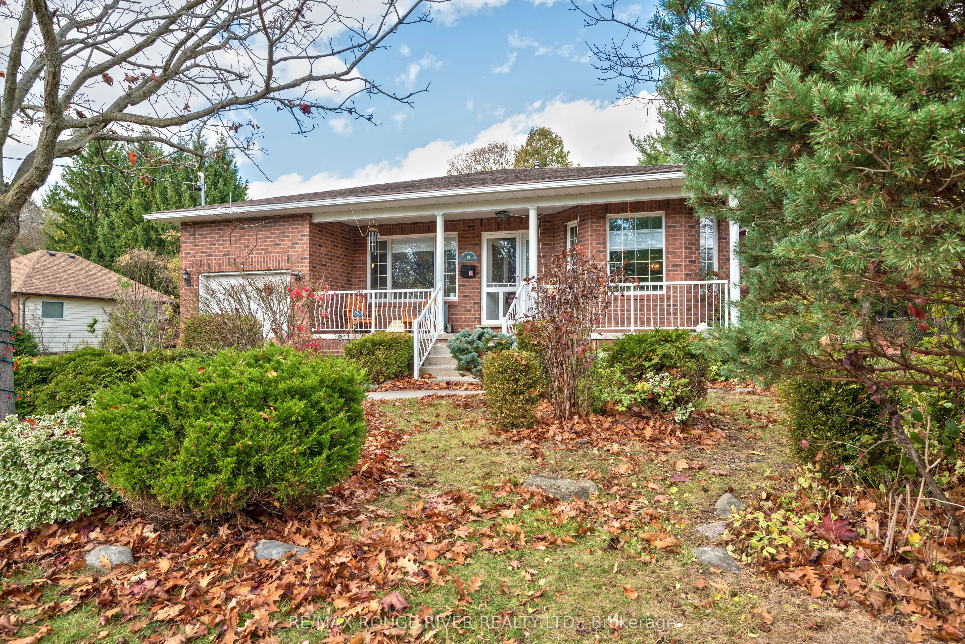 26 Orchard Avenue, Cobourg, On K9a 1t2