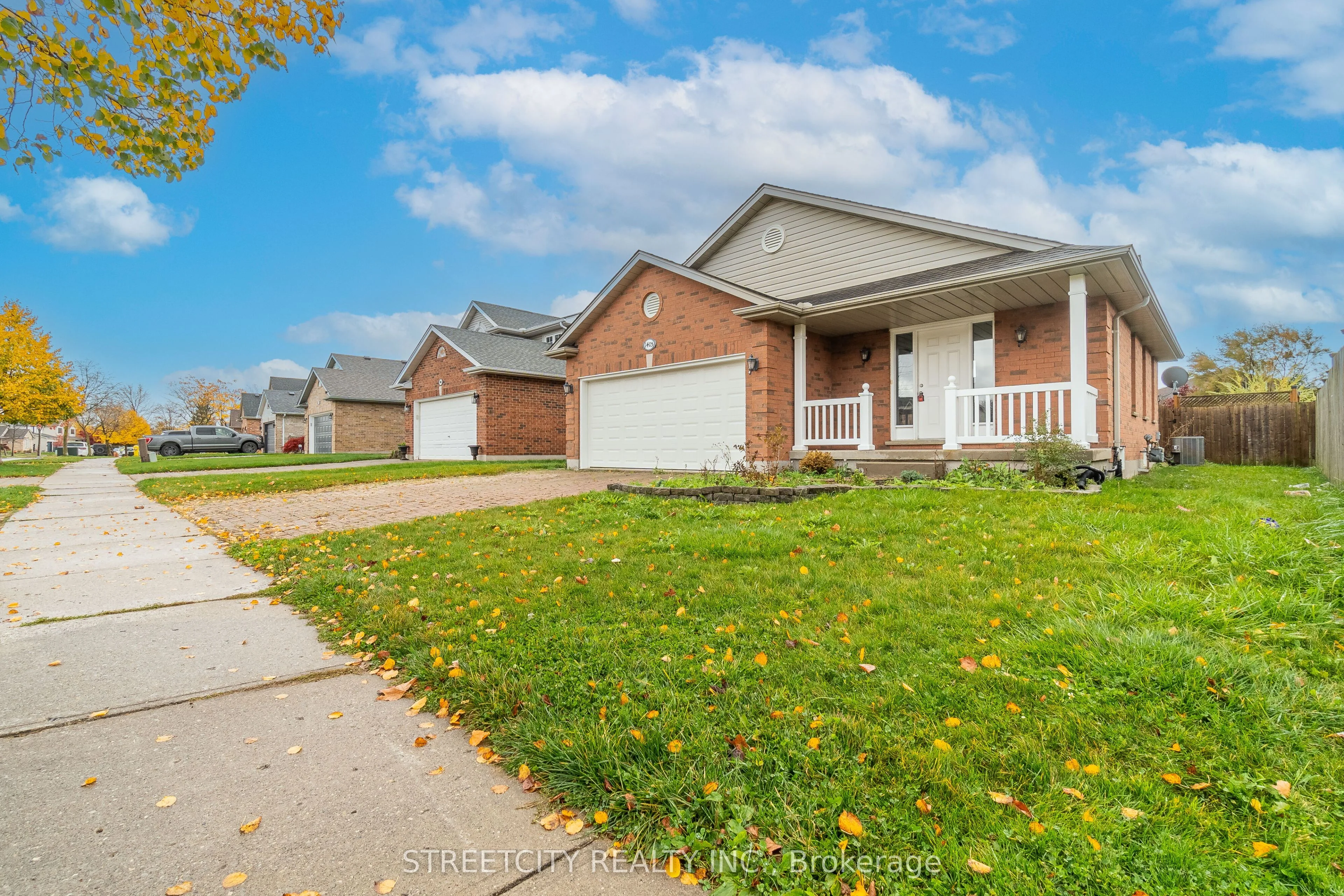 1405 Reardon Boulevard, London South, On N6m 1b4