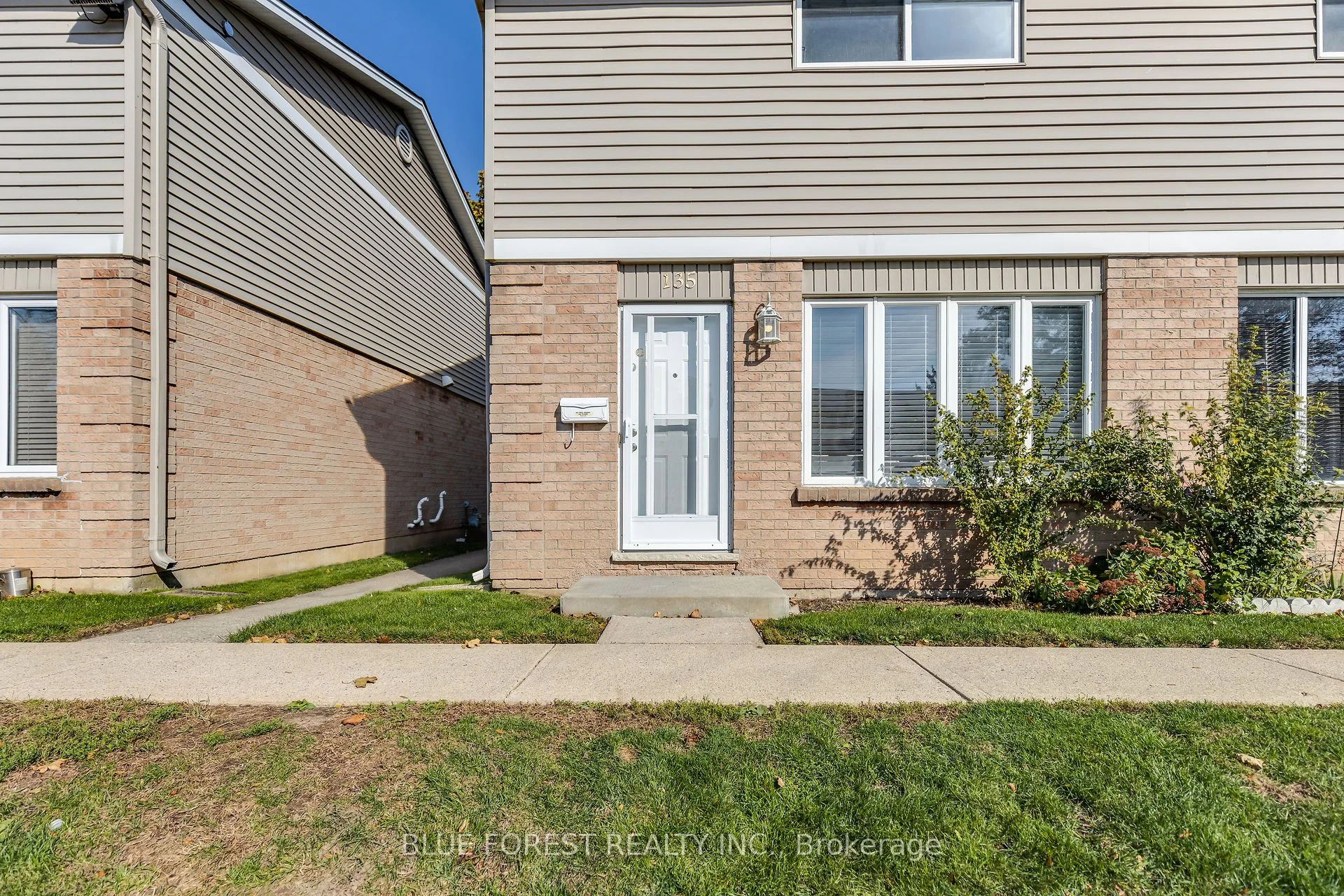 320 Westminster Avenue 135, London South, On N6c 5h5