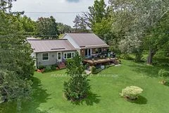 40 Tops Lane, Prince Edward County, ON K8N 4Z7