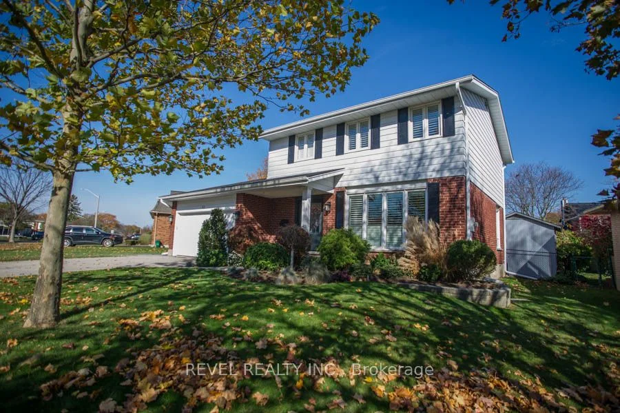 62 Sky Acres Drive, Brantford, ON N3R 1P5