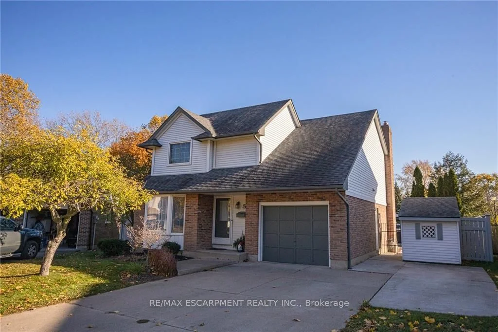 50 Greenmeadow Court, St. Catharines, ON L2N 6Y7