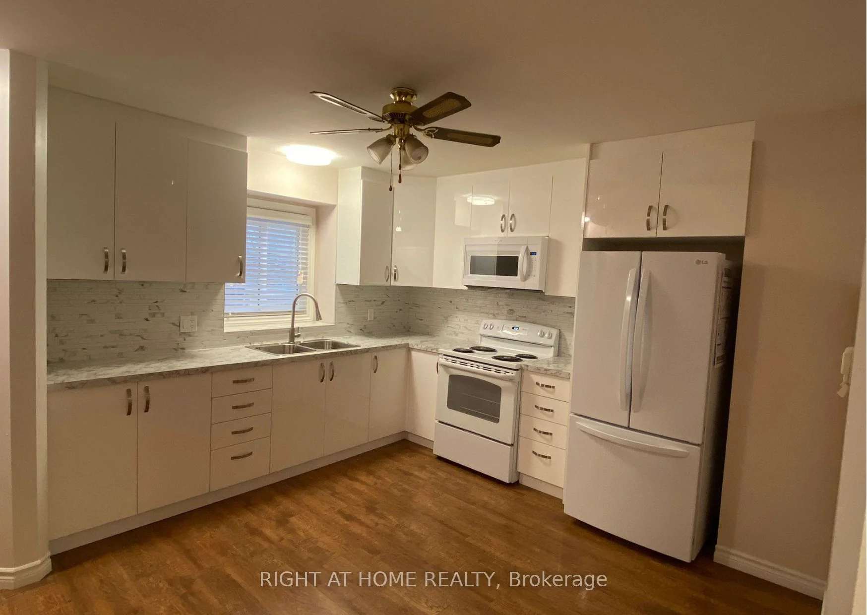 1920 Culver Drive 12, London East, On N5v 4p4