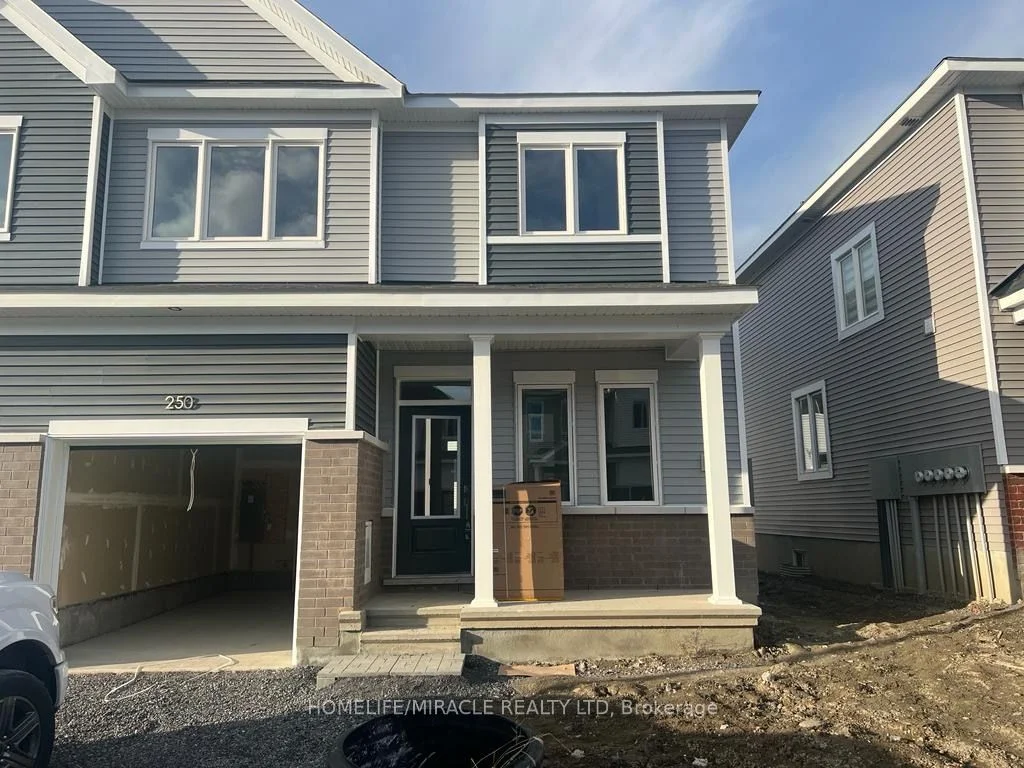250 Falsetto Street, Orleans - Convent Glen and Area, ON K1W 0S4