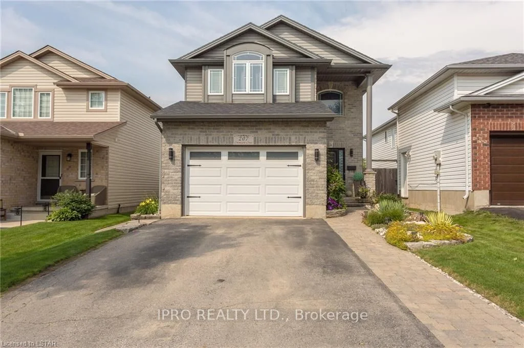 207 Crimson Crescent, London East, On N5w 6g1