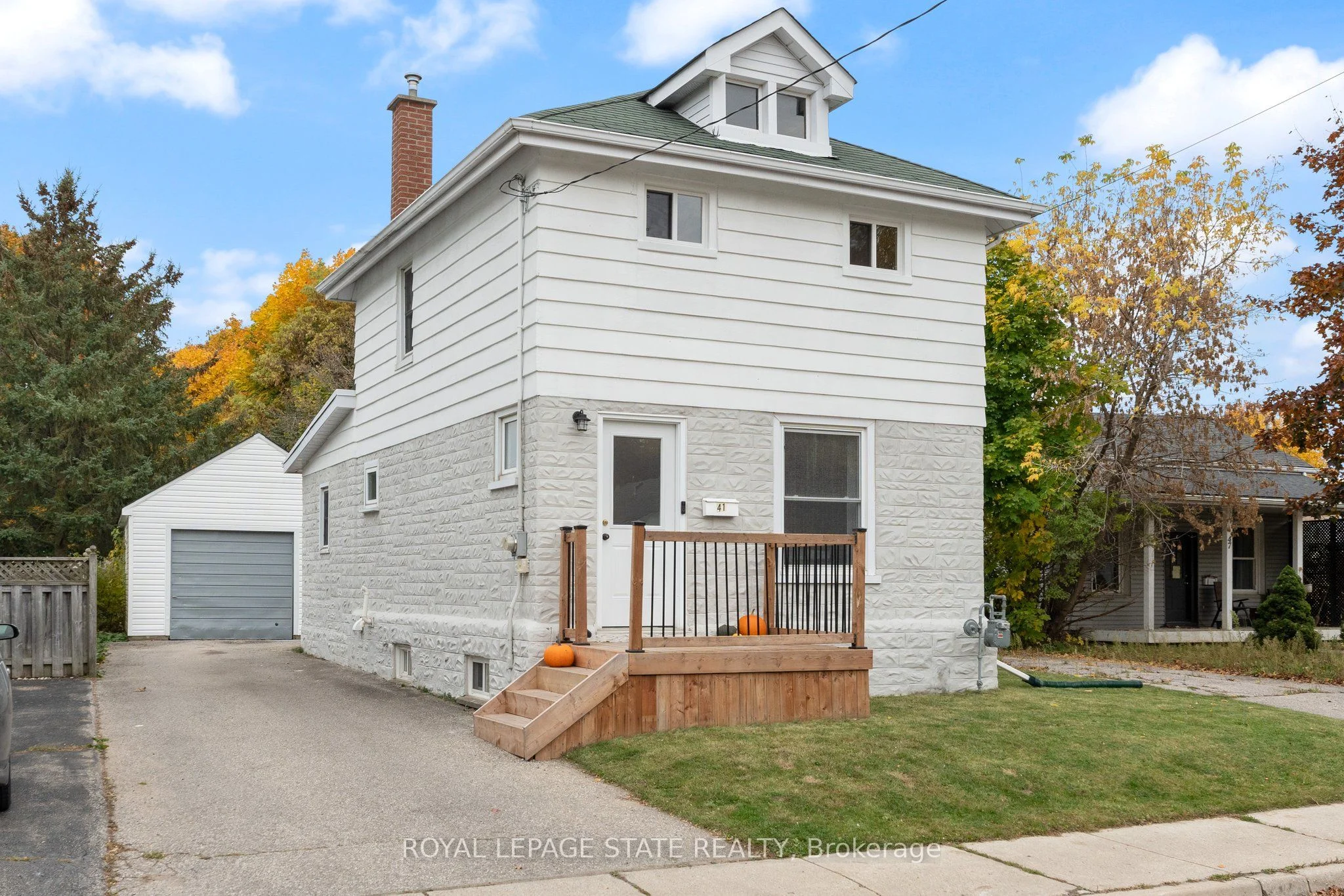 41 East Street, Cambridge, On N1r 4p2