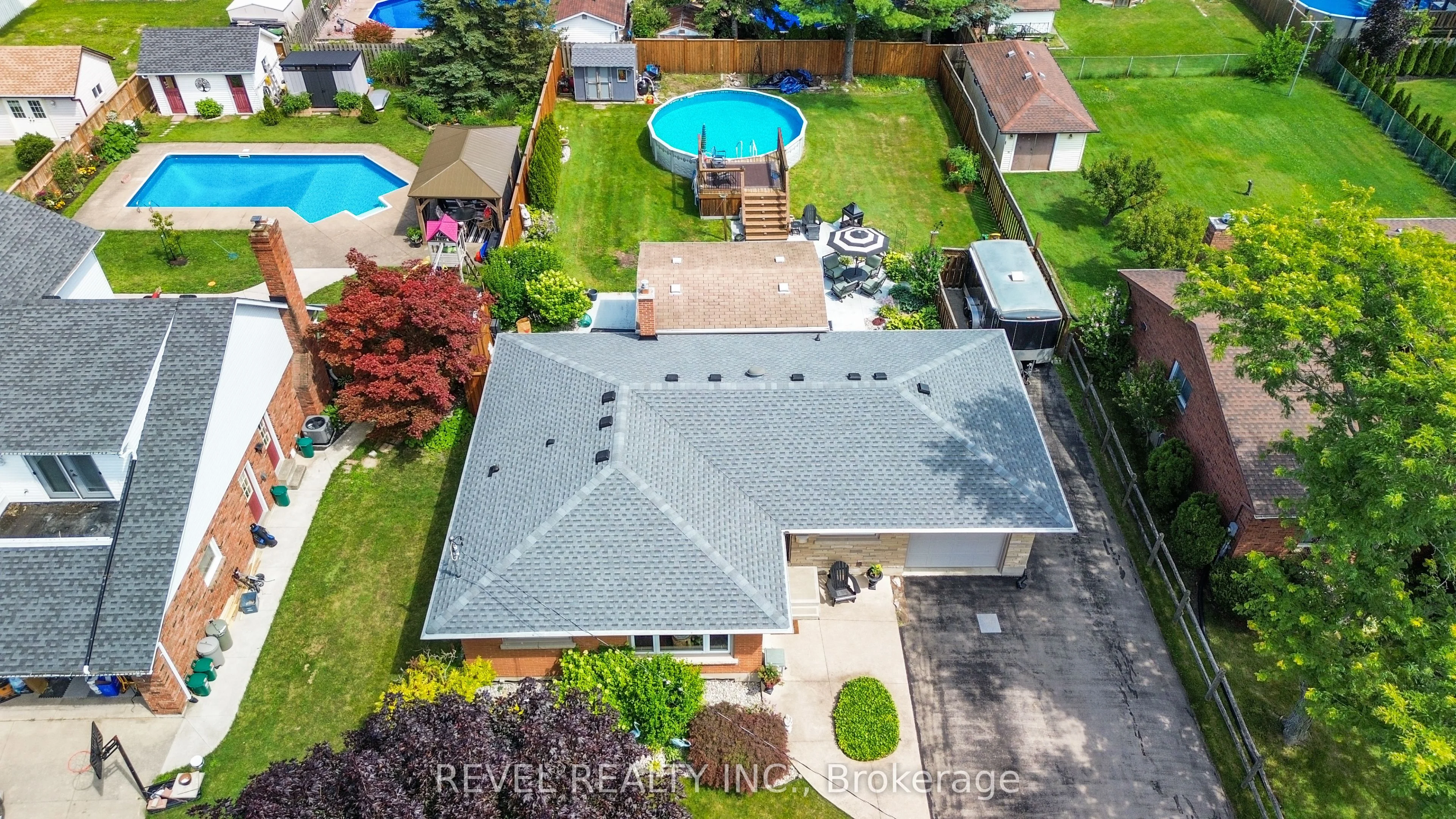26 WALTS Street, Welland, ON L3C 4J3
