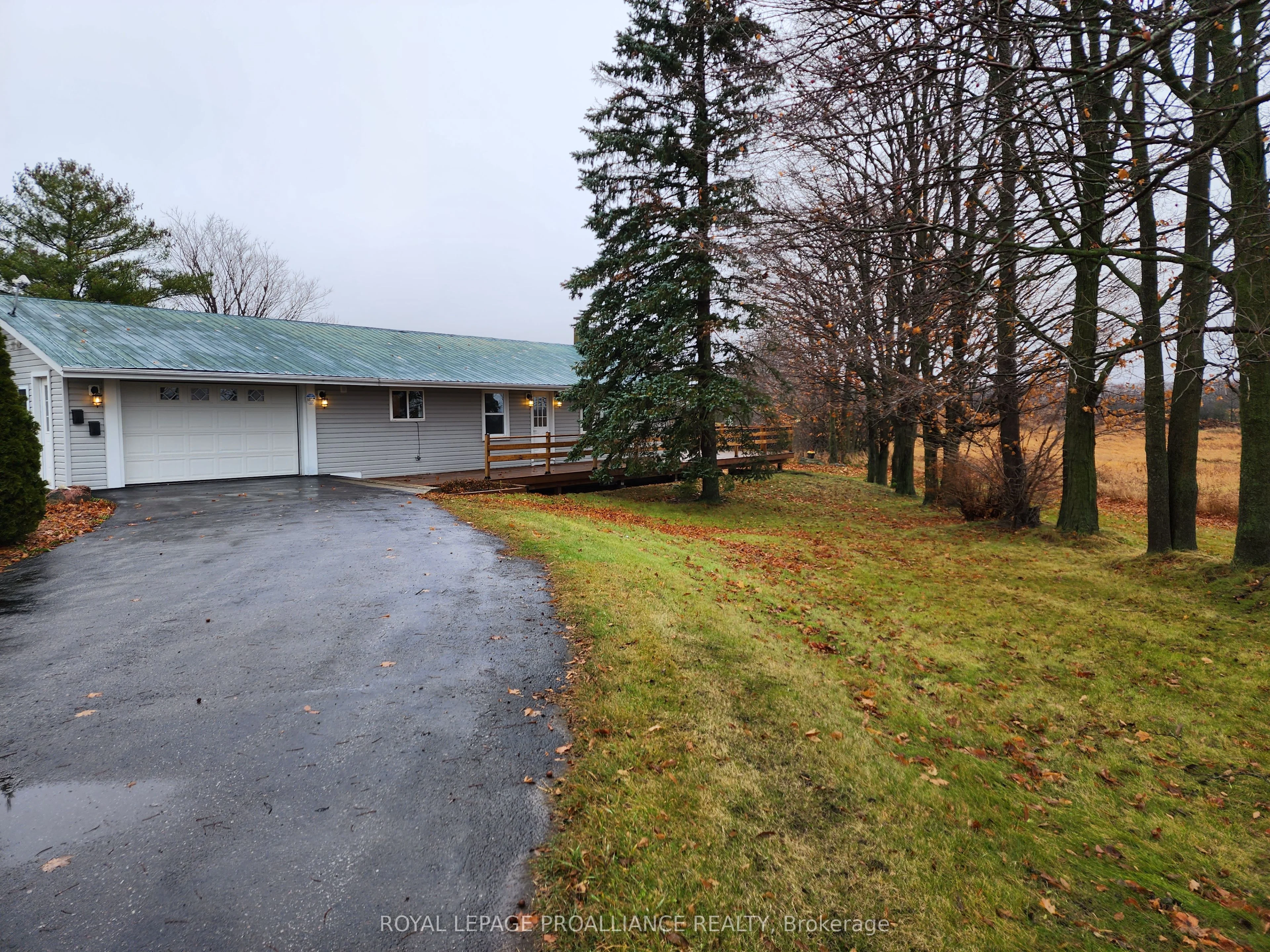 226 Conley Road Unit 1, Prince Edward County, ON K0K 1G0