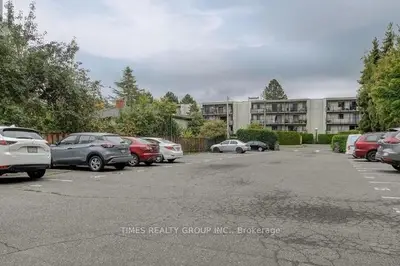 1571 Mortimer Street 302, Out Of Area, Bc V8p 3a7