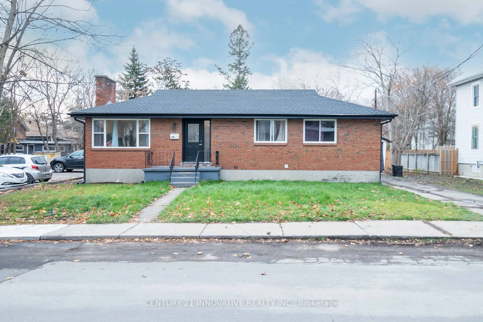 270 Foster Avenue, Belleville, ON K8N 3R5