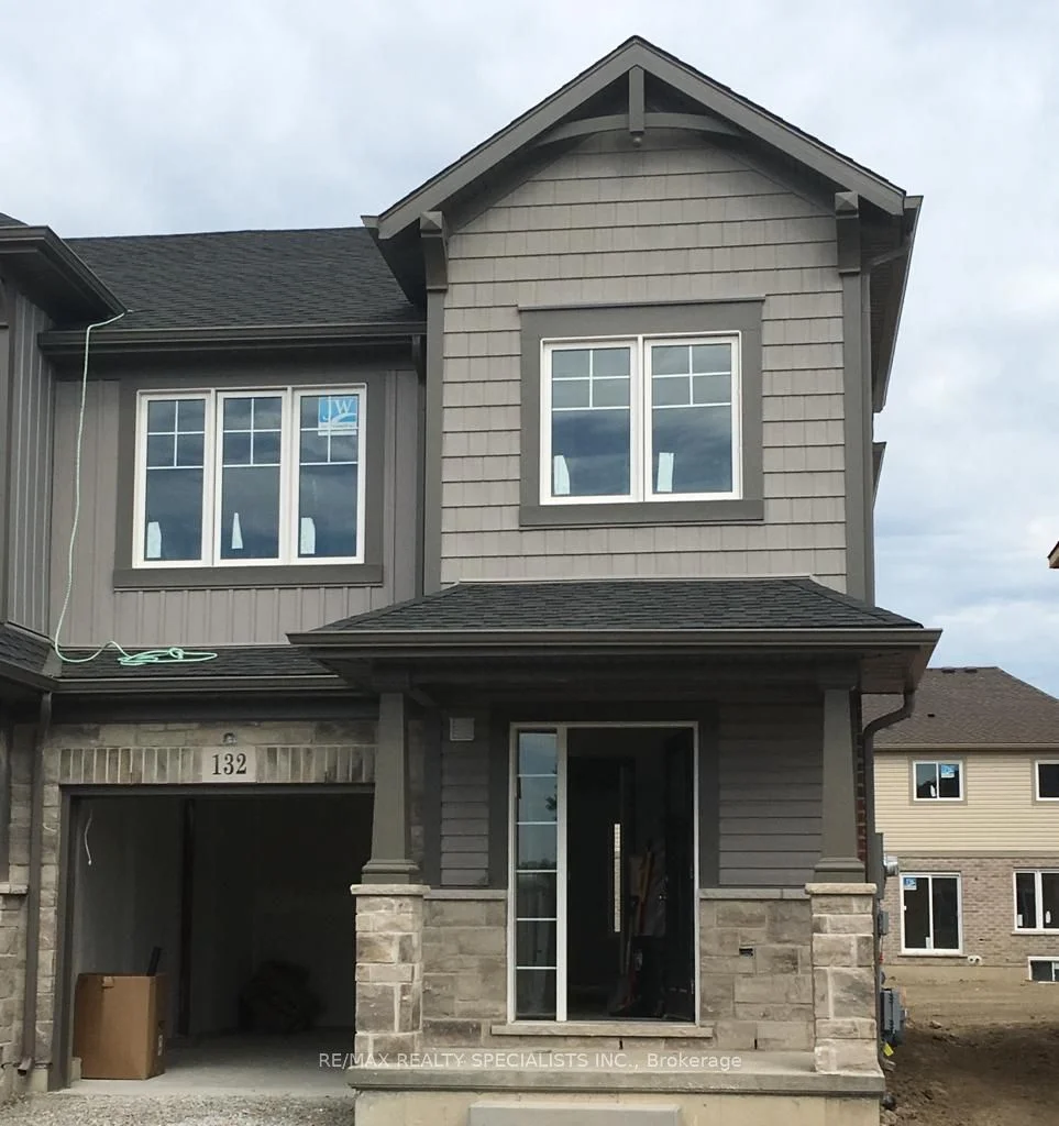 132 Monarch Street, Welland, ON L3C 0G6