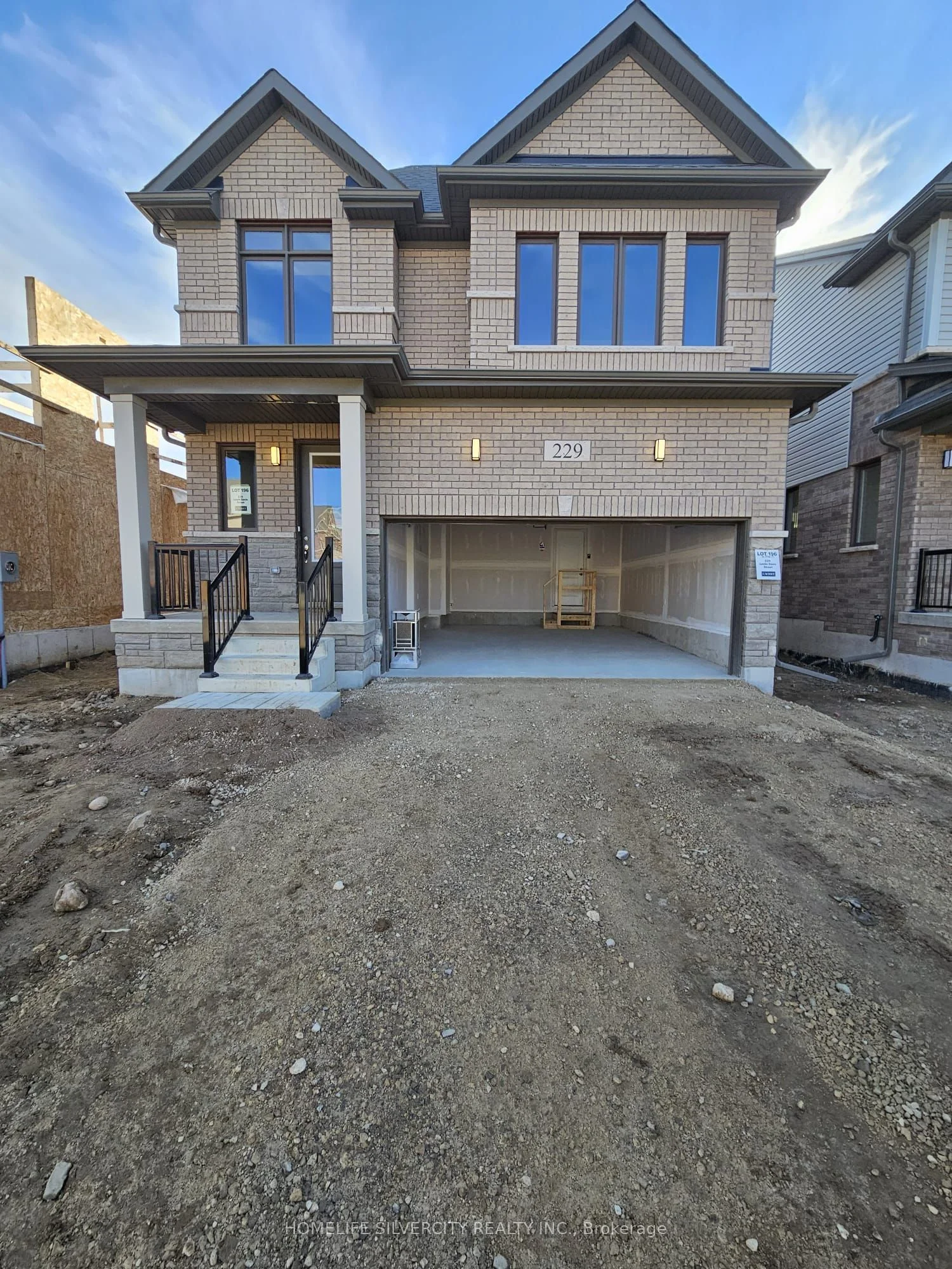 229 Leslie Davis Street, North Dumfries, ON N0B 1E0