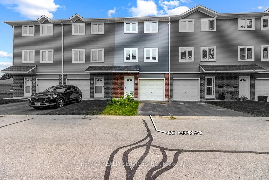 42 Harris Avenue C, Brantford, On N3r 2e9