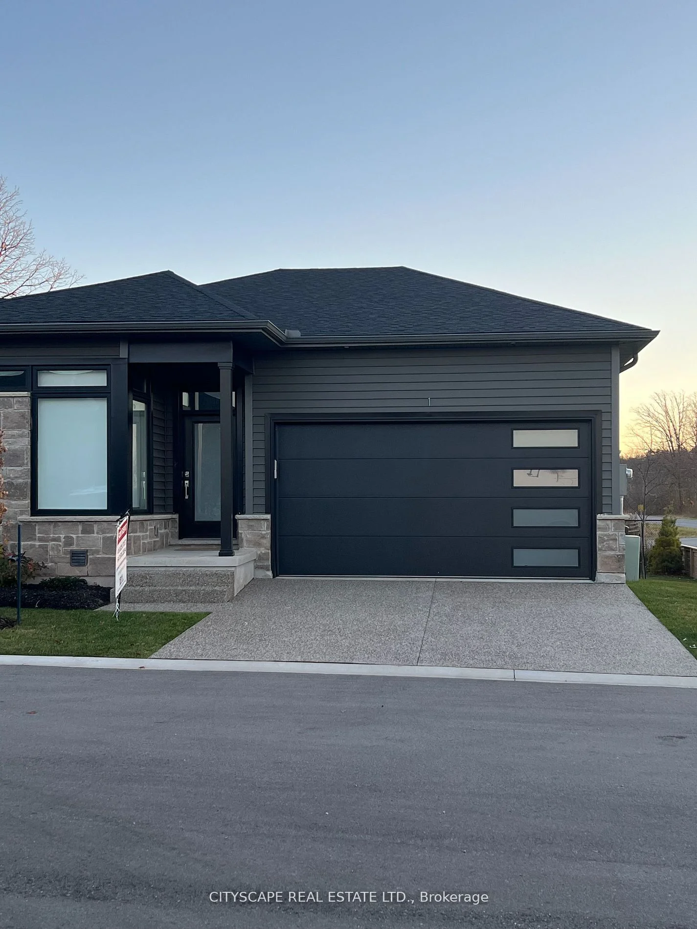 9150 Willoughby Drive N 1, Niagara Falls, ON L2G 0Z5