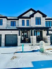 195 Corley Street, Kawartha Lakes, On K9v 0r2