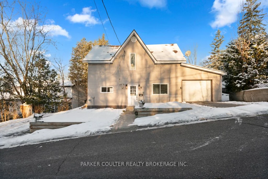8 George Street, Parry Sound, On P2a 2m1