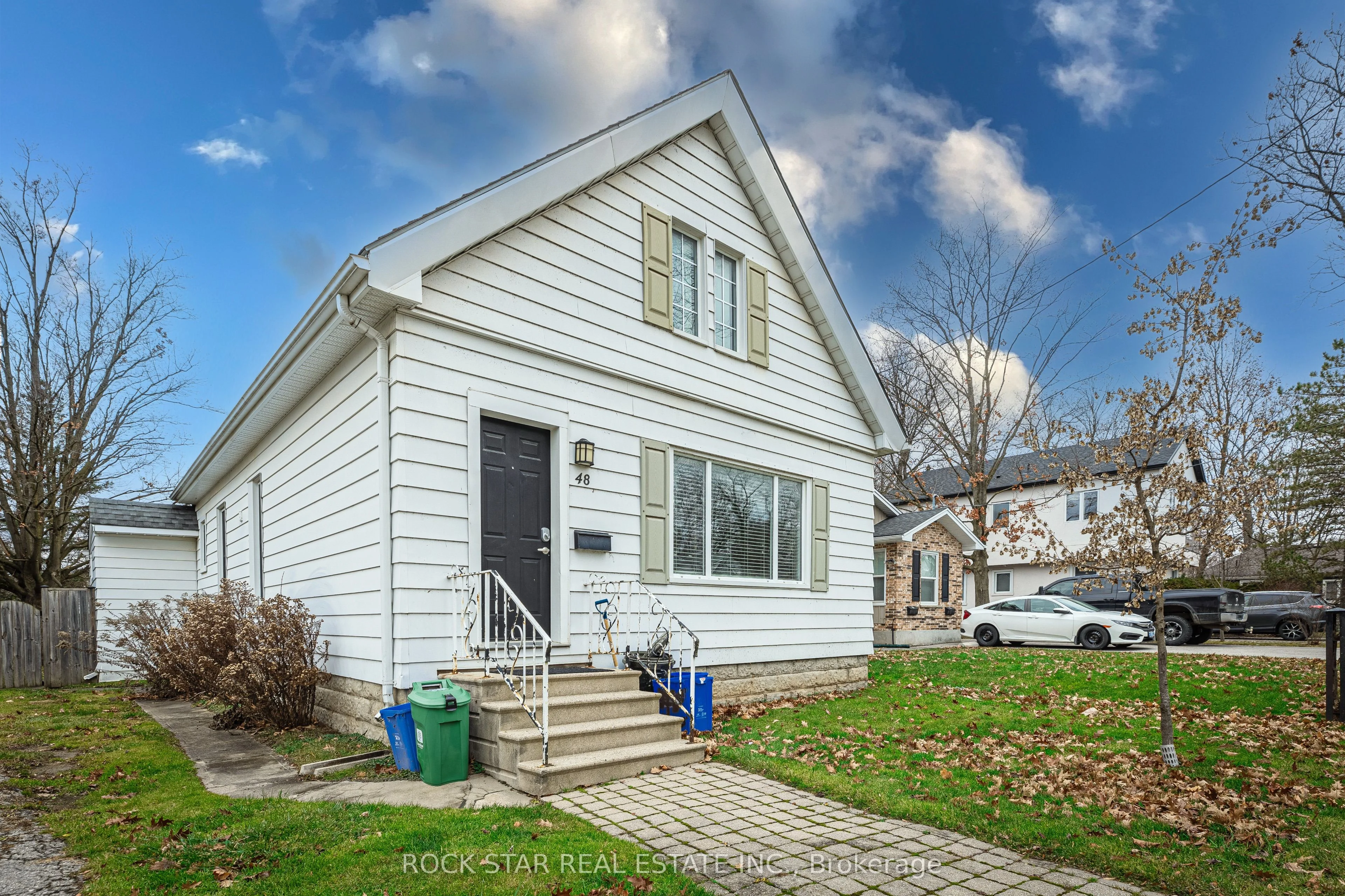48 Woodward Avenue, London North, ON N6H 2G8