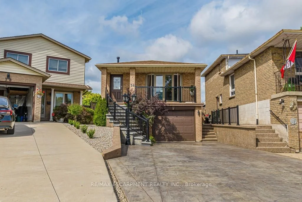 34 Jamie Ann Court, Hamilton, On L8w 1y5