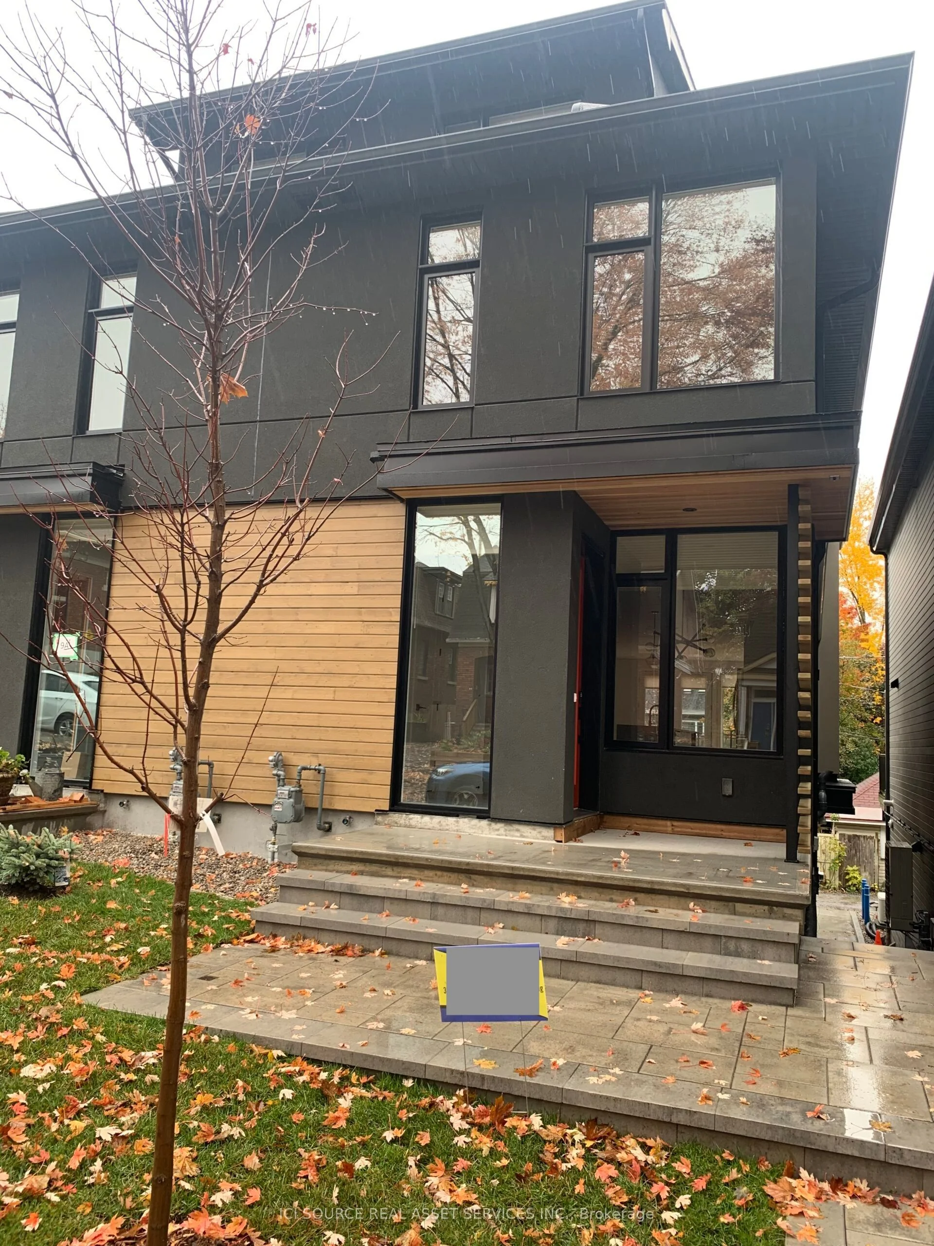 9 Fairbairn Street, Glebe - Ottawa East And Area, On K1s 1t3